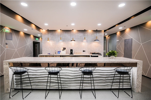 杨浦五角场万达广场 传统精装修